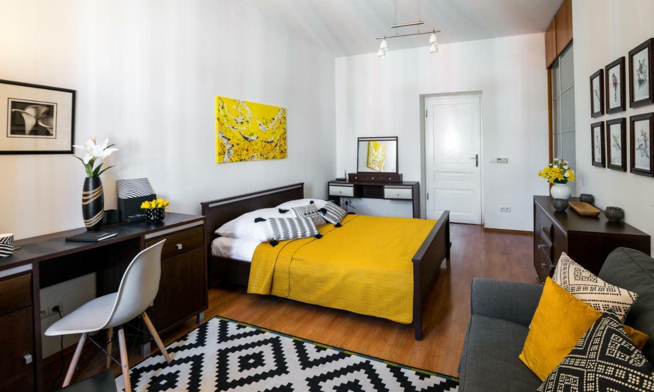Cichy Apartament Obok Wawelu Tarlowska Cracovia Exterior foto